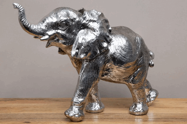 Silberne Elefantenfigur