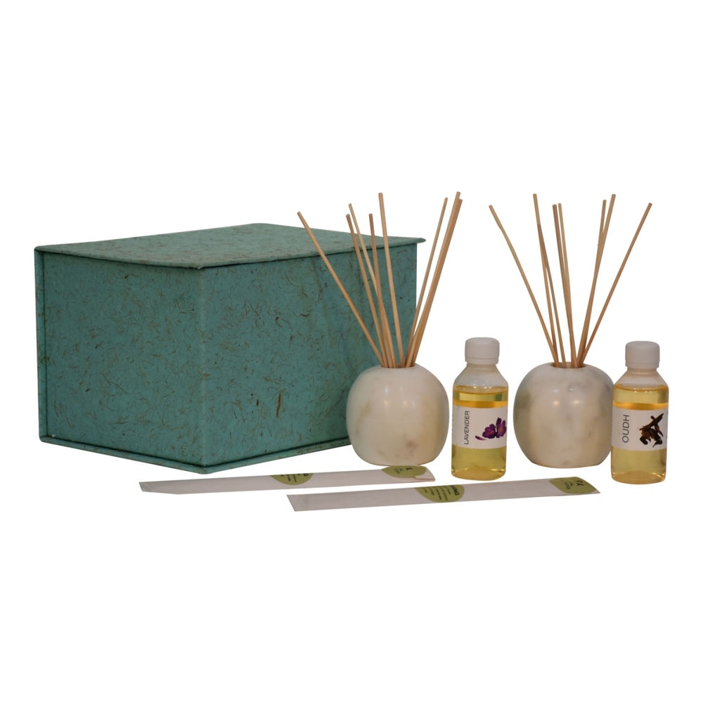 Marble Round Reed Diffuser Set (Lavender and Oudh)