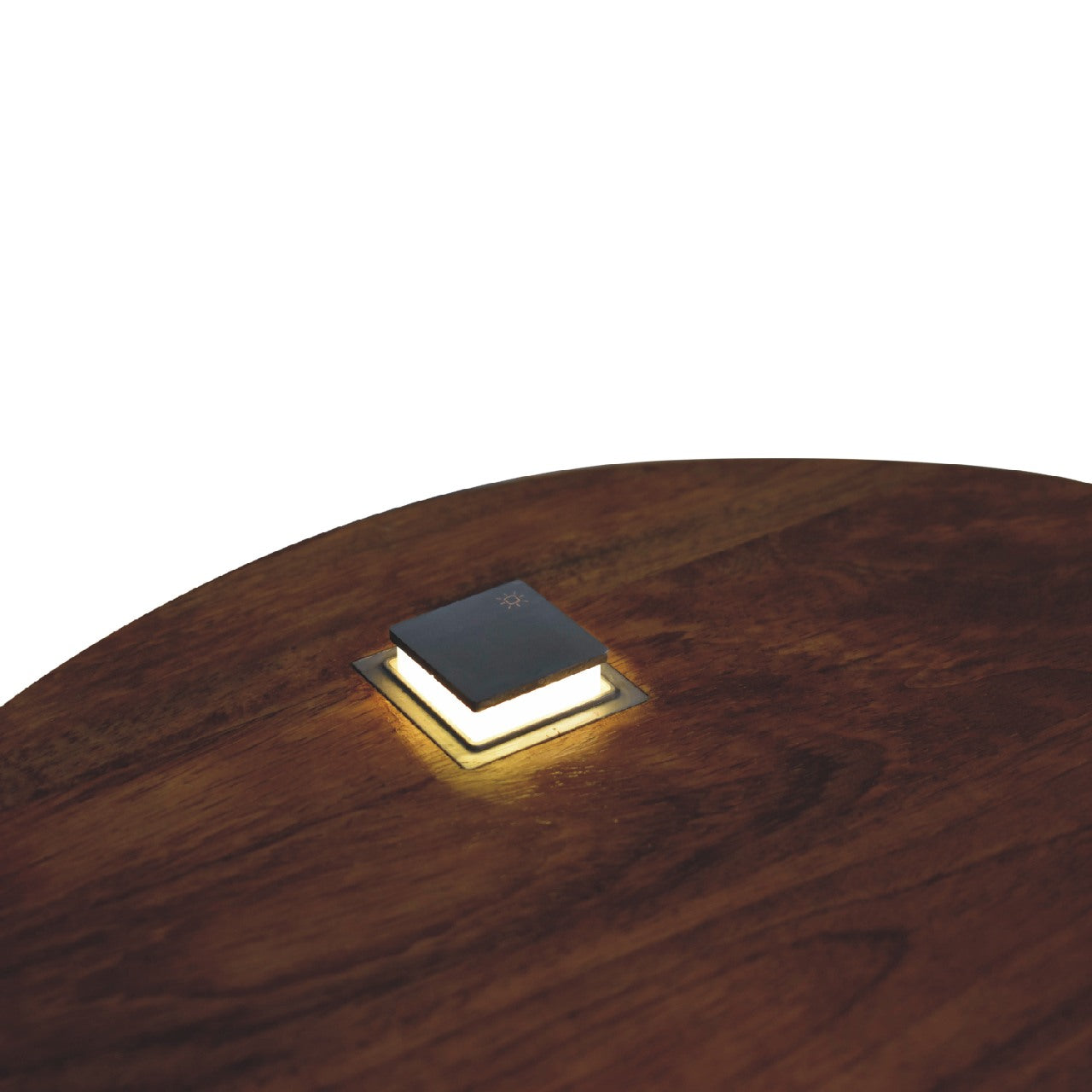 Table de chevet arrondie simple en châtaignier avec lampe de lecture
